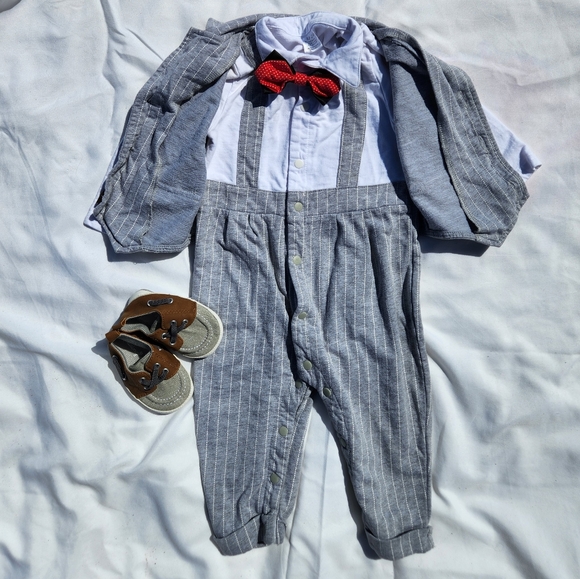 HOSUKKO Baby Boy Suit, One-Piece Romper & Vest & Bowtie (18 - 24 Months) - Picture 1 of 5